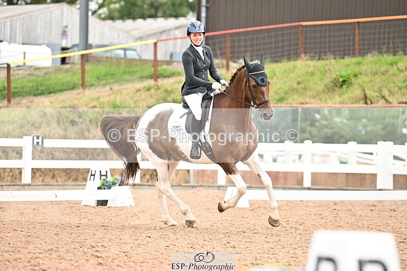 240817A-110320-07270 - 132-Nicky.Turriff-Witchcombe.Music.Man