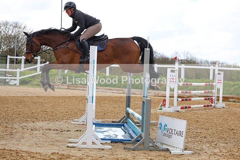 3E7A2017 - Class 7: Senior Newcomers/1.10m open