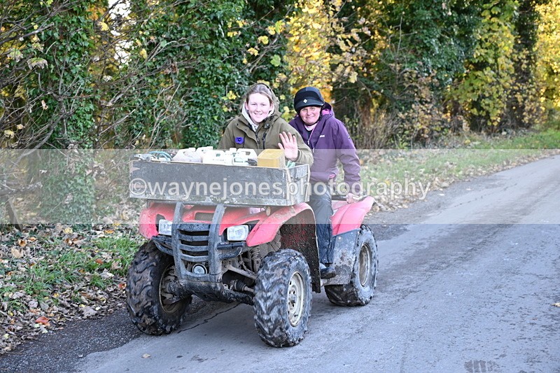 WJ6_9669 - Walk Home