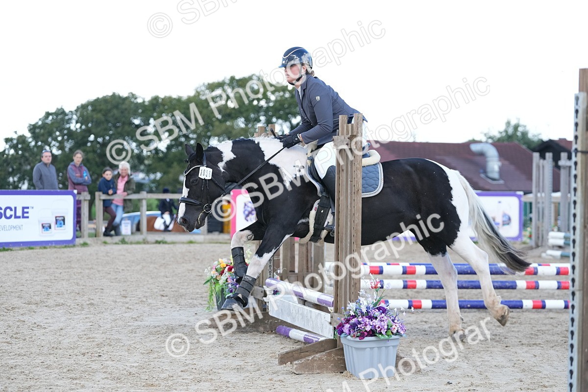 SBM_18074 - J58 - Clear Round 50cm