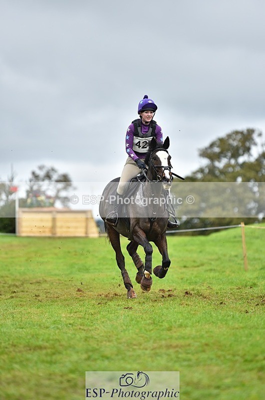 231021-124546-18298 - 427-COMBE.BREEZE-Gemma.Wells-SC+XC