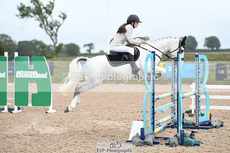 250807-112524-00658 - 90cm Round 1