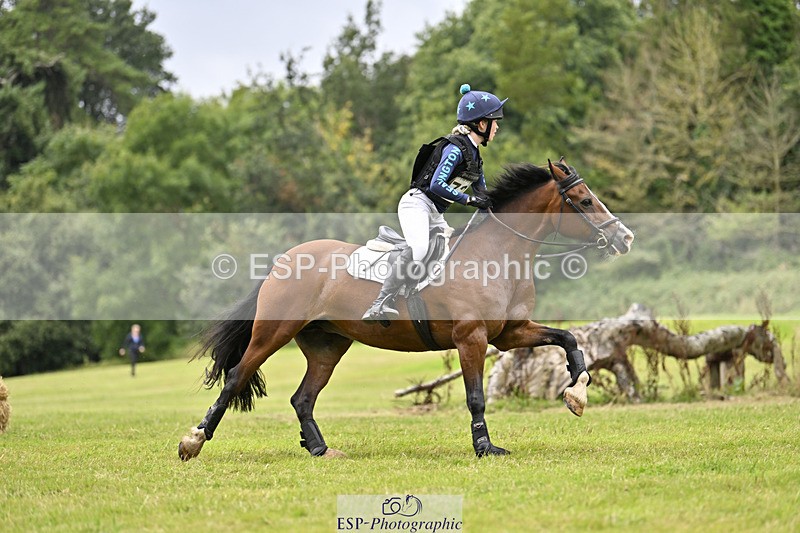 240825X-163407-37551 - 80cm XC 16.30 to 17.30