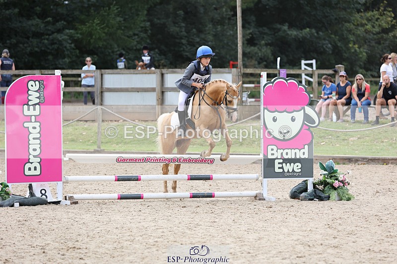 240823X-143355-18479 - 70cm R1 13.45 to 15.30