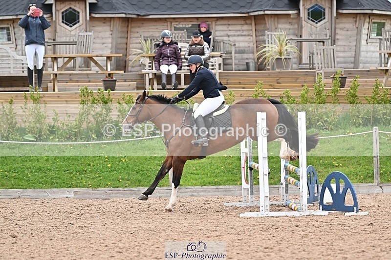 250414-110001-00348 - 80cm Round 1