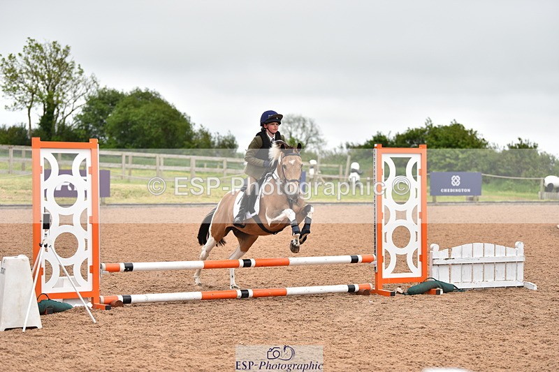 240528A-145802-00067 - 40 & 50cm