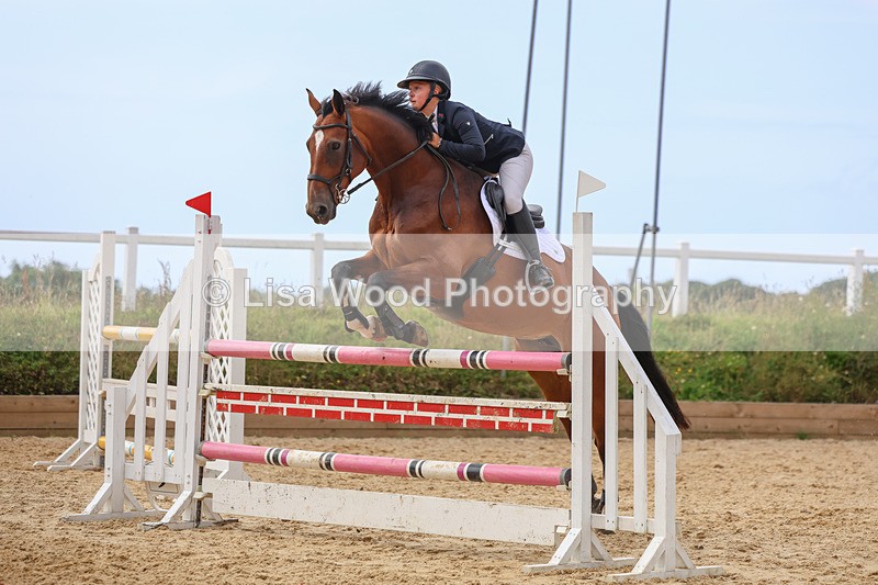 3E7A1783 - Class 13: Senior Newcomers/1.10m open