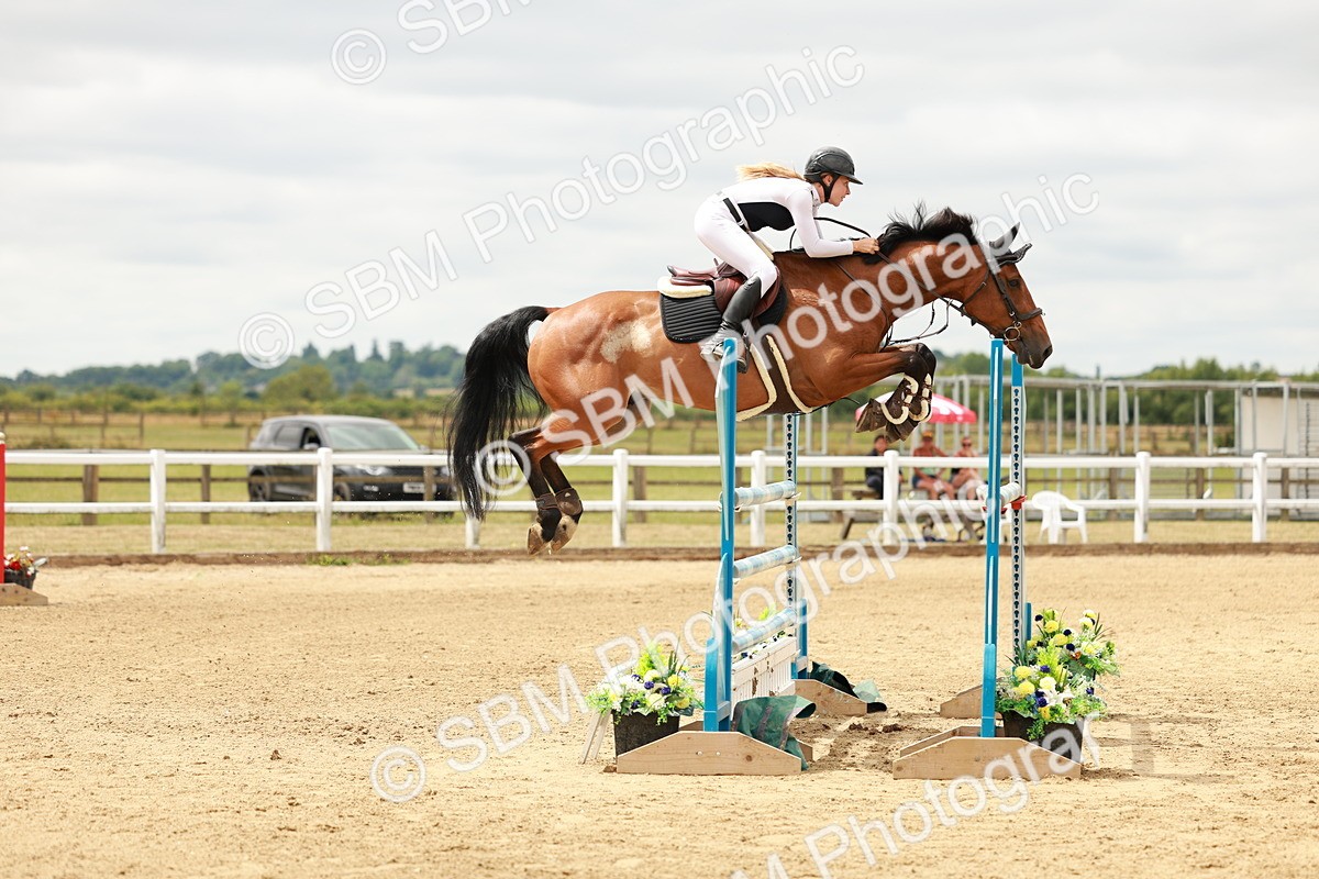 SBM_017706 - Class 21 - Senior Newcomers Championship 2d Rd