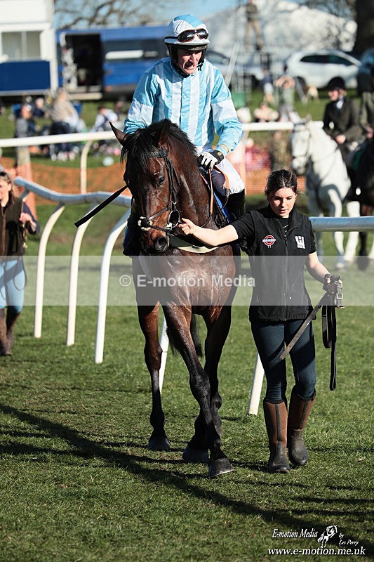 PtP 210326 948 - VWH Cirencester Races 21/03/26