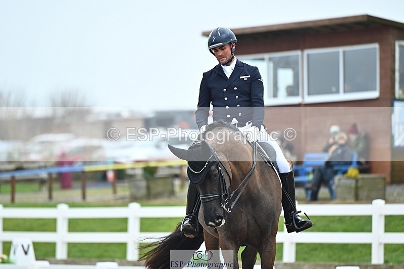 250214-112359-01332 - 130-Jezz.Palmer-Romanno.Weltino