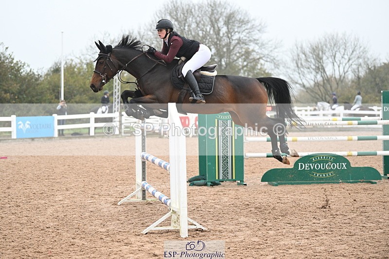 241102A-121504-04510 - SAT Cls 15 Foxhunter and 1.20m Open