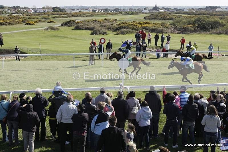 Race 4 13 - Gsy Race Finish Line 03/05/10