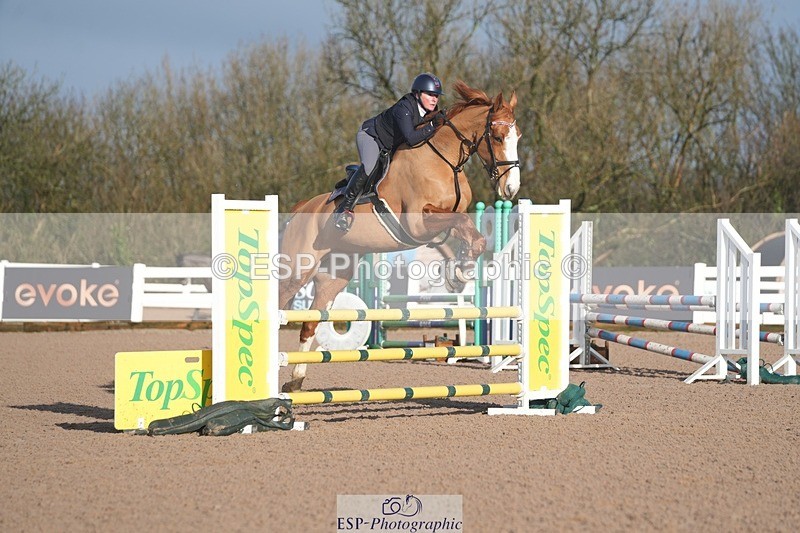 260201-101100-02999 - Cls 16 British Novice and 90cm