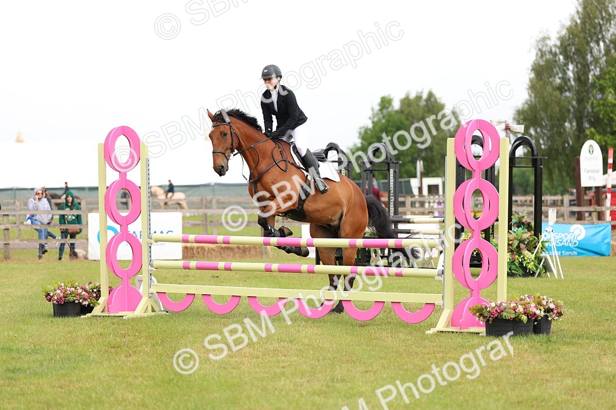 SBM_11755 - Class 205 - Tarmac Senior 1m Open