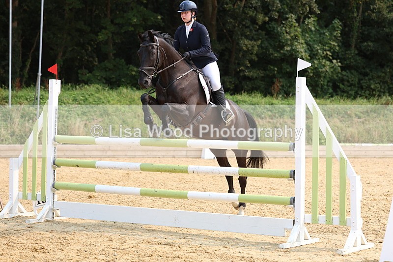 3E7A2538 - Class 8: Senior Newcomers/1.10m open