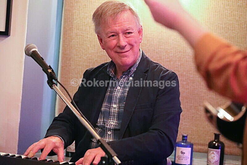 ROD-30 - Rod Kelly Trio