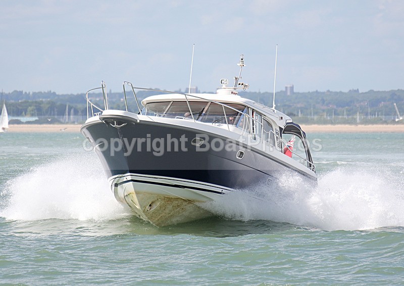 140525 NIMBUS 43 WT7A2140 - 130826 BLUE ANGEL NIMBUS 340