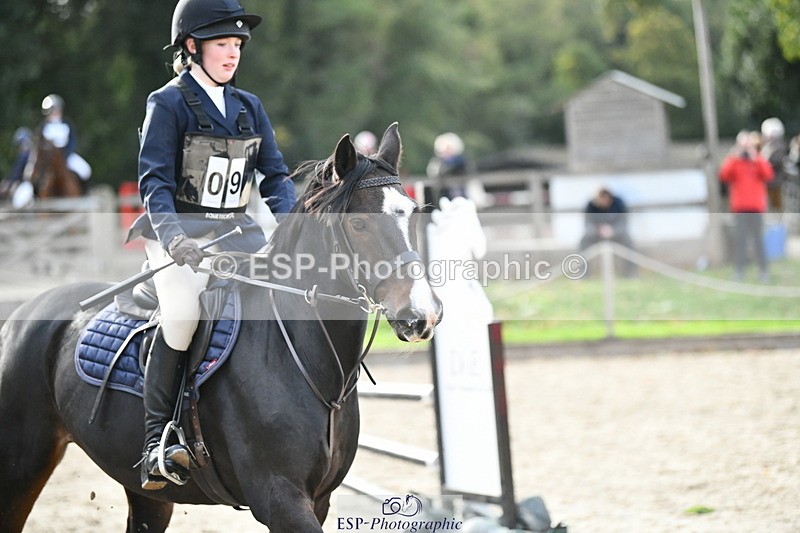 251004A-161948-02035 - Classes 10 & 11 80cm