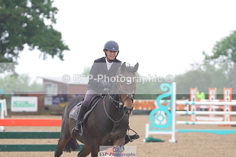 231017A-160302-07742 - Cls 31 Snr 1m Derby