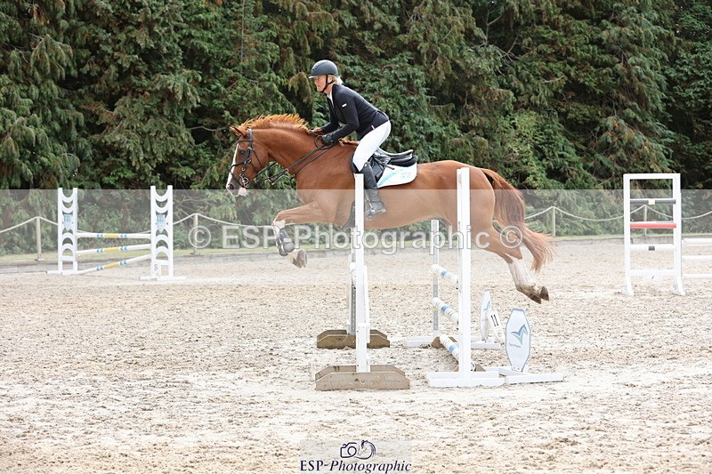 250829A-105943-01266 - Cls 7 British Novice and 90cm
