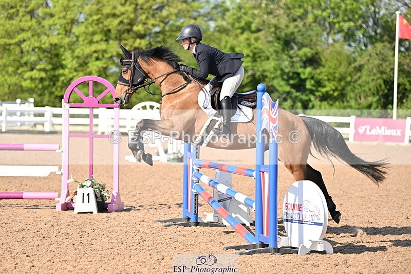 240509A-091201-00060 - Cls 1 British Novice and 90cm Open