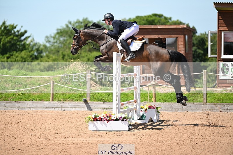 240718A-122045-05041 - Cls 1, 3 Star Small Tour 1.35m