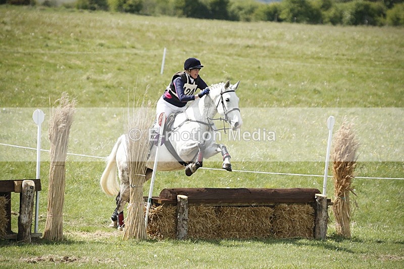 BVHT 140517  NXC -548 - Class 2 XC Novice 14/05/17