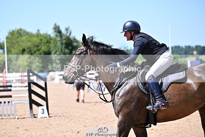 250712-121226-00535 - Cls 10 1.05m Amateur Qualifier
