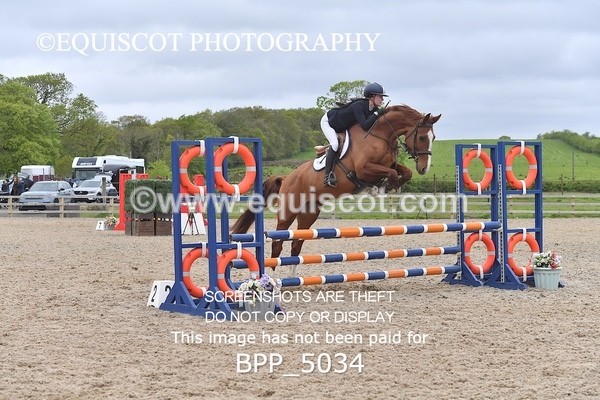 BPP_5034 - CLASS 24 SUN Senior BritiNovice/ 90cm Open