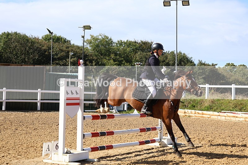 3E7A8437 - Class 5: Pony Discovery/90cm open