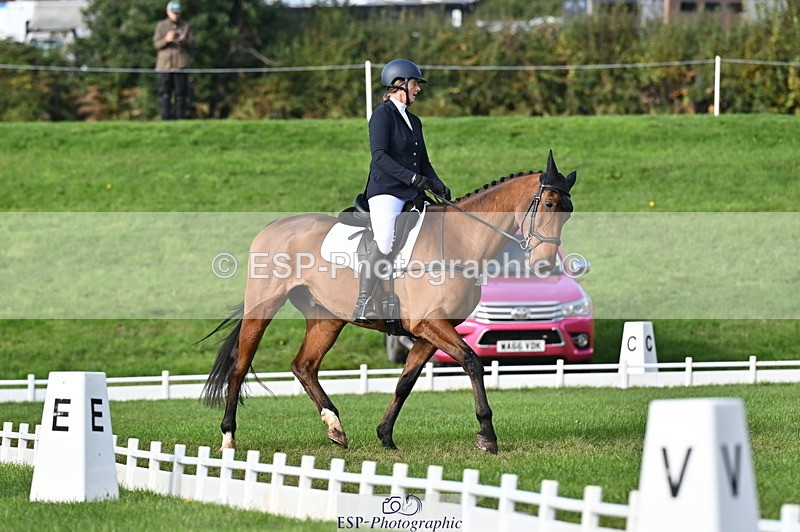 251024A-121207-09894 - G-570-Samantha.Garness