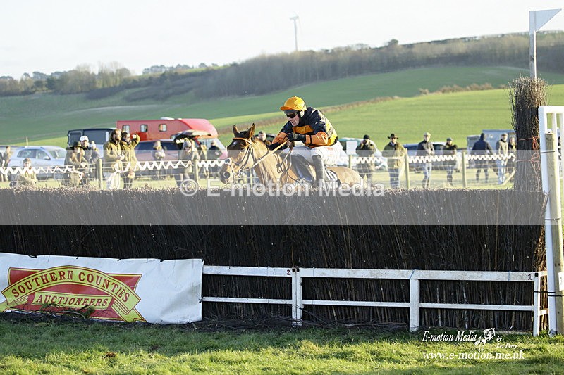 PtP 300122 724 - South Dorset Hunt - Point-to-Point Races 30/01/2022