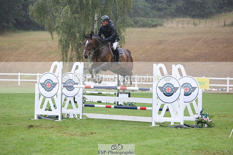 250830A-140951-06899 - Cls 16 Snr Newcomers and 1.10m Open