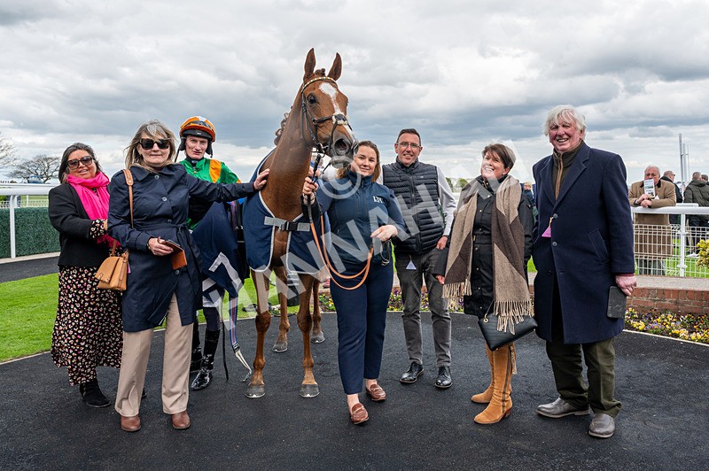 160425-Race 4-Wilhelmina-1001 - Race 4