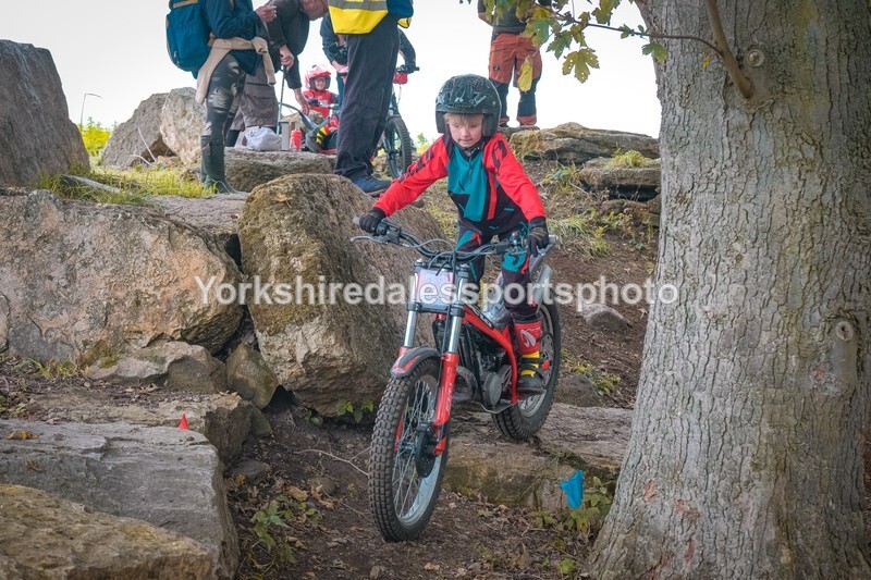 DSCF0448 - Ripon MC Trial 27/09- kids