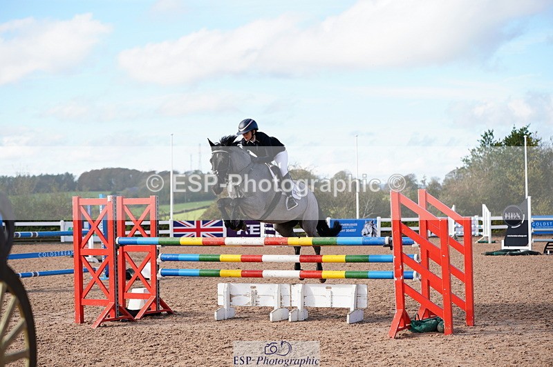 241027A-123822-02714 - SUN Cls 7 Pony Foxhunter and 1.10m Open