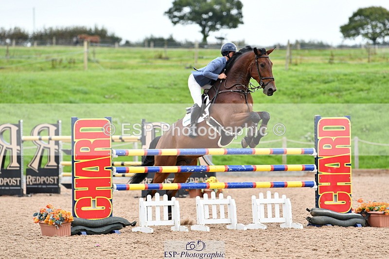 240915A-165812-11167 - Cls 30 Snr Foxhunter