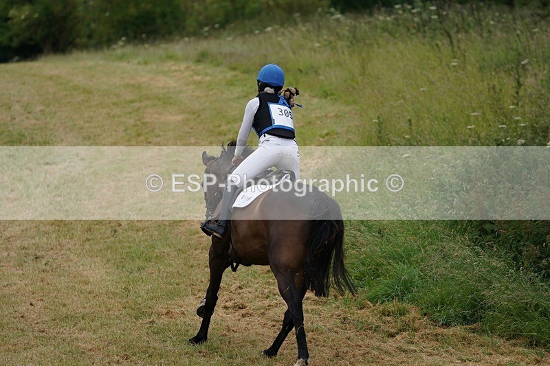 240630X-110434-6093 - 305-Beth_Walford-HAMBLEDON