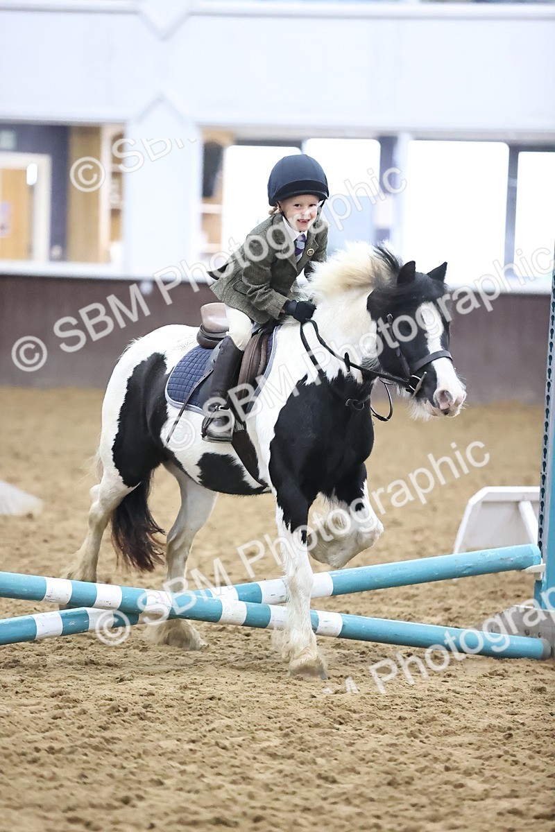 SBM_000044 - Class 1 - Fox Farriers 30cm