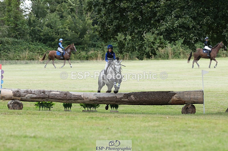 240825X-165142-37824 - 80cm XC 16.30 to 17.30