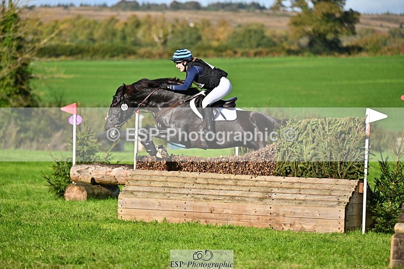 251025A-123352-19146 - F-424-Anastasia.Eaton