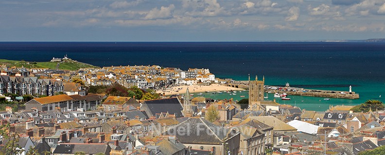 Panoramic view of St. Ives Harbour, Cornwall - Cornwall, England