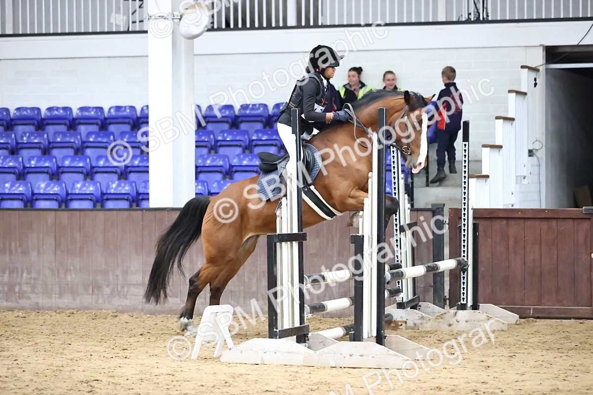 SBM_001356 - Class 5 - Henlow Veterinary Hospital 70cm