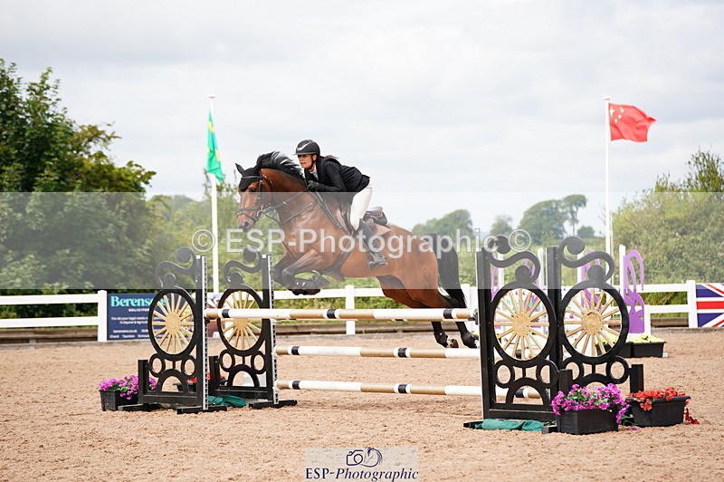 240804A-122124-10796 - Cls 51 1.05m Amateur Qualifier