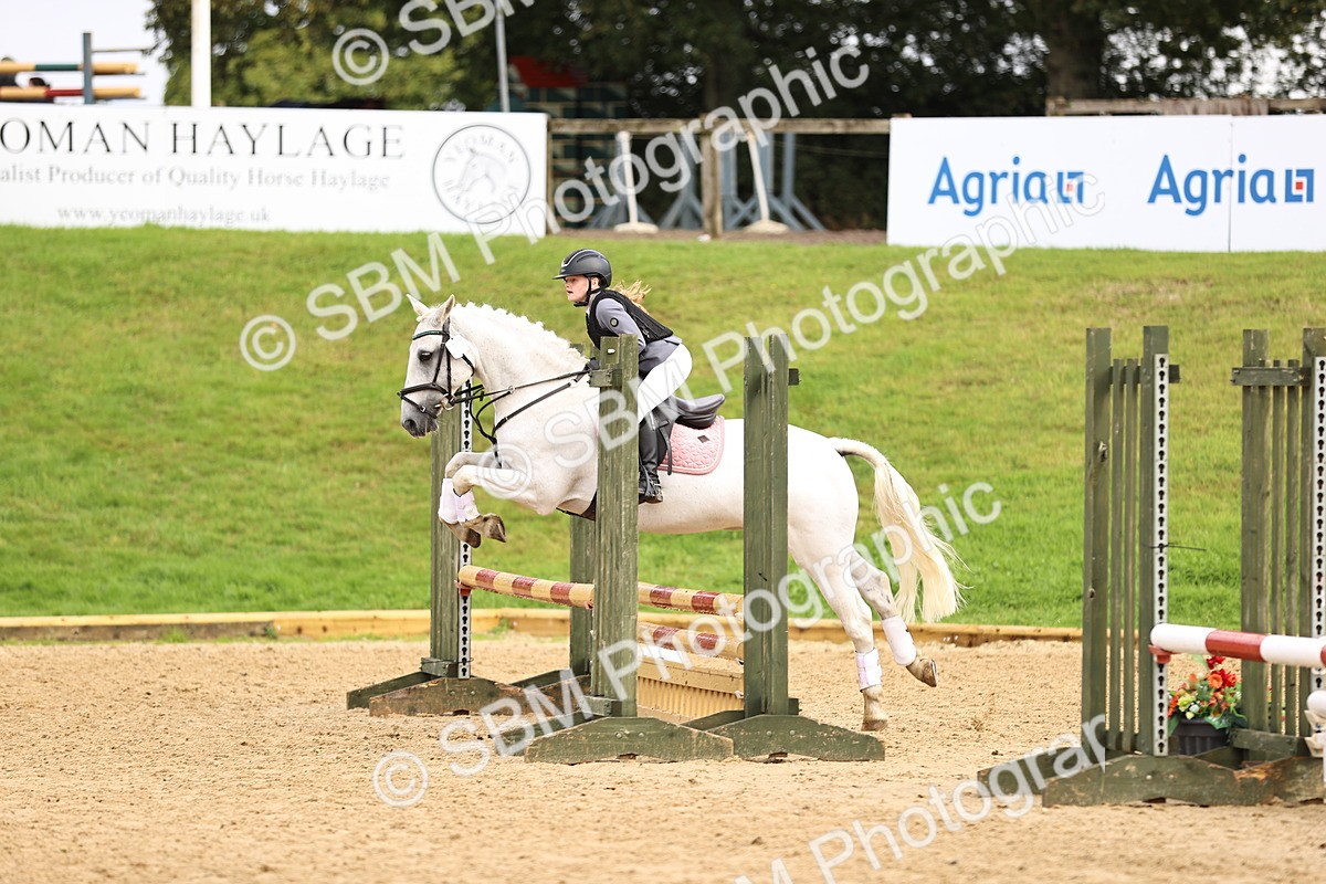 SBM_44800 - J9 - Junior Pony 70cm Championship