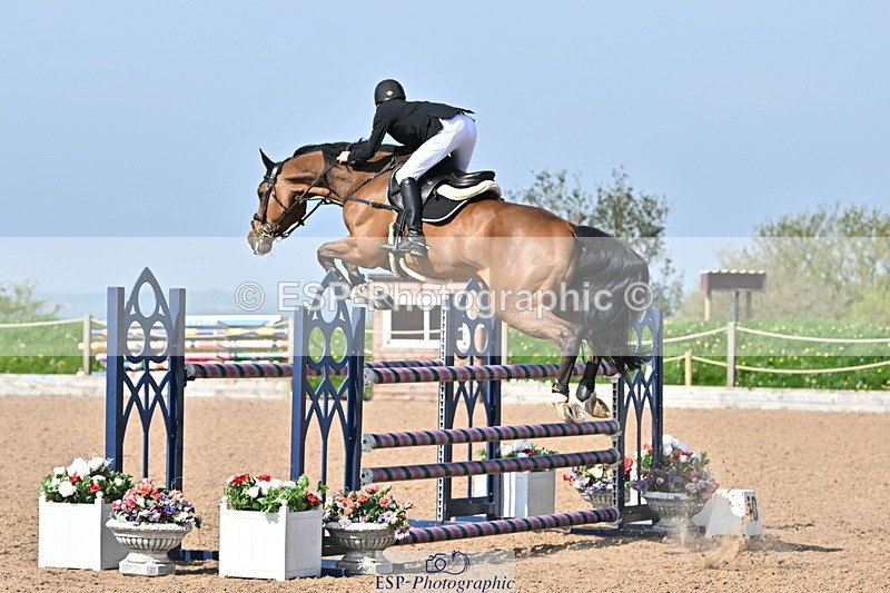 240509A-101830-00829 - Cls 8 Foxhunter