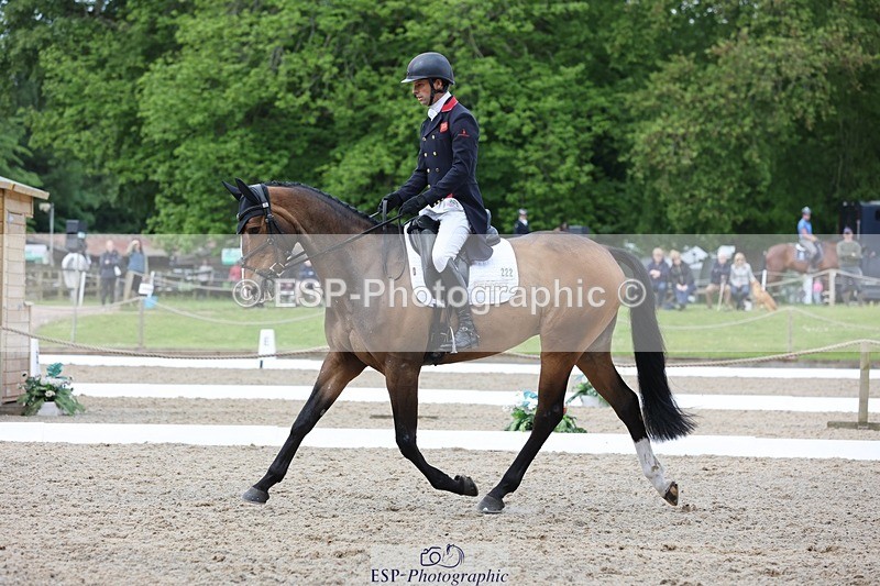 240523-113816-03569 - 222-KILCANNON_SENSATION-Harry_Meade