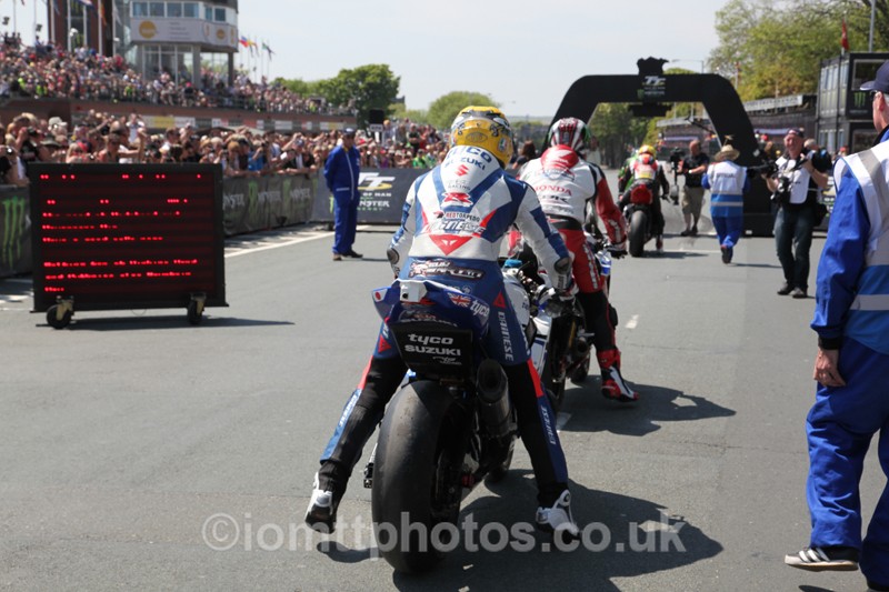 IMG_0557 - Senior TT - Start Line