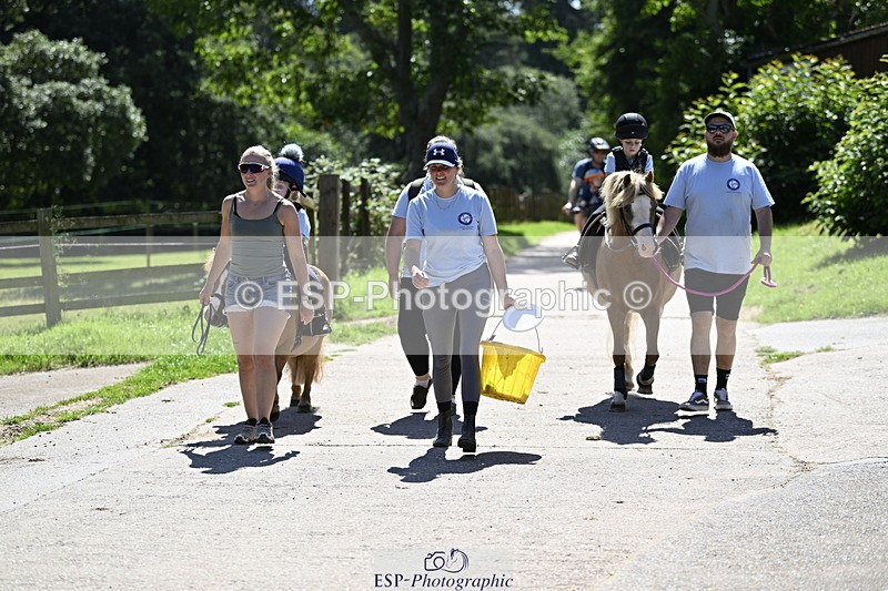240728B-141856-00510 - Theo and Gemma's Groups Indoor