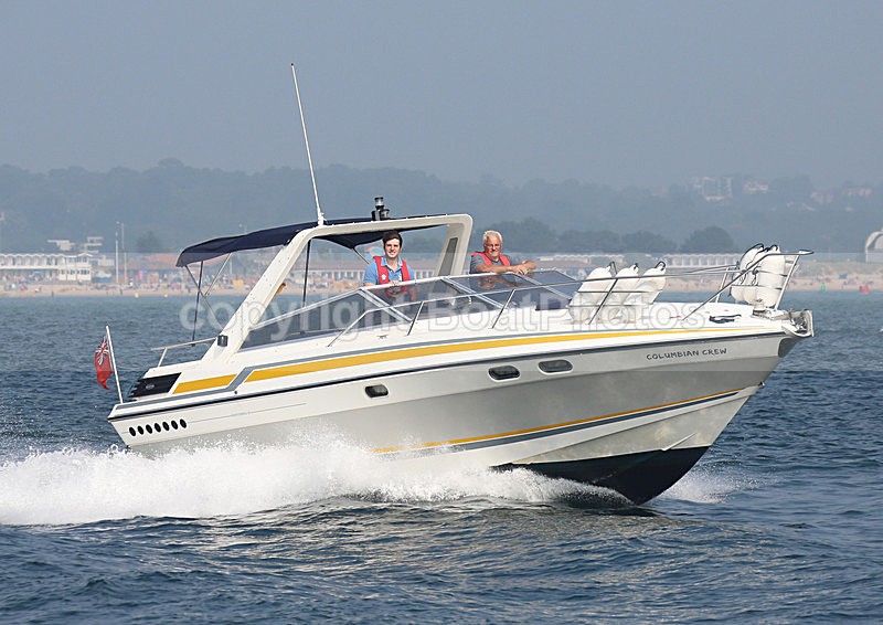 140907 COLUMBIAN CREW SUNSEEKER SAN REMO WT7A3993 - Motorboats - Open